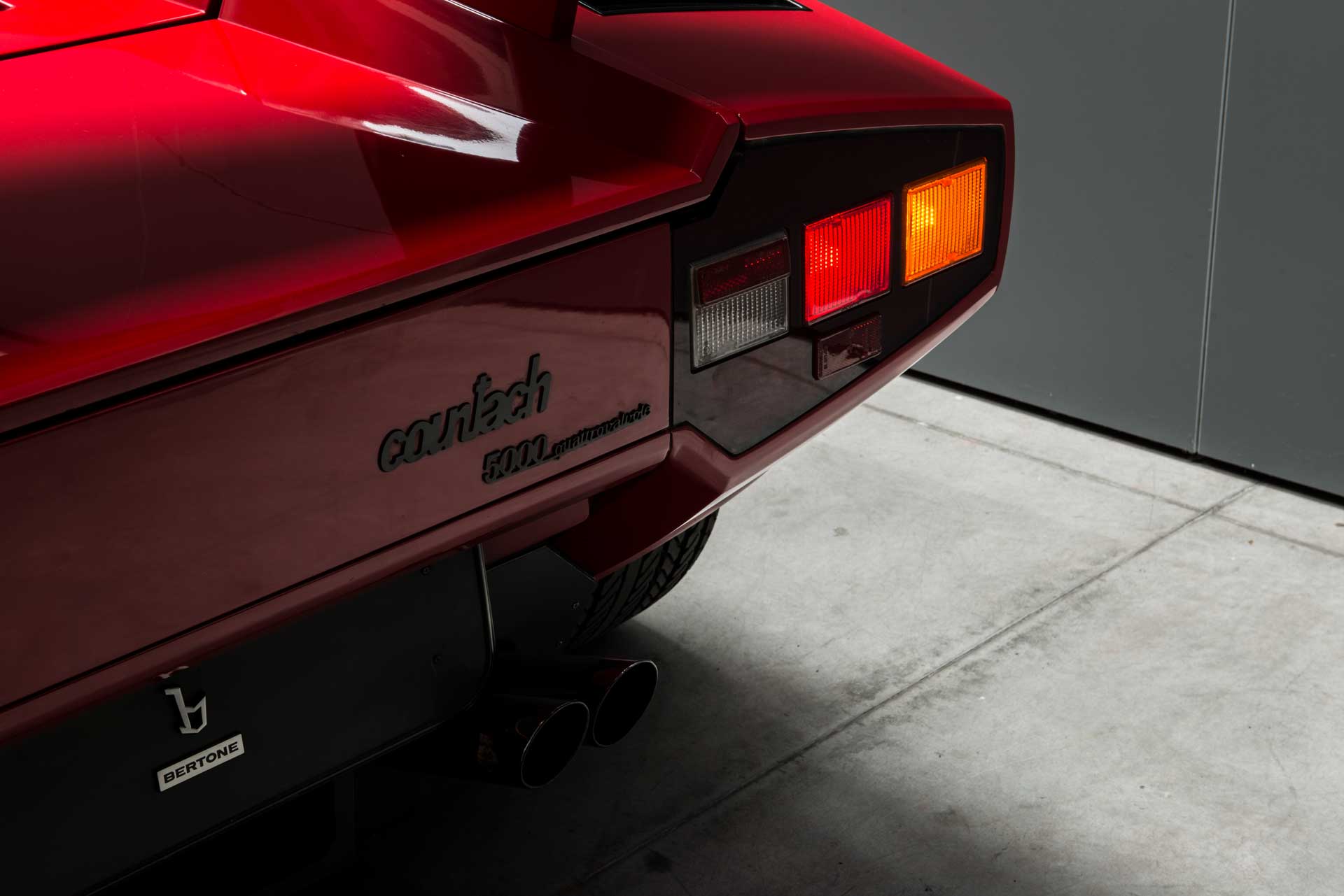 The badge says it all: that this Countach is the version with the 5-litre engine and four valves per cylinder