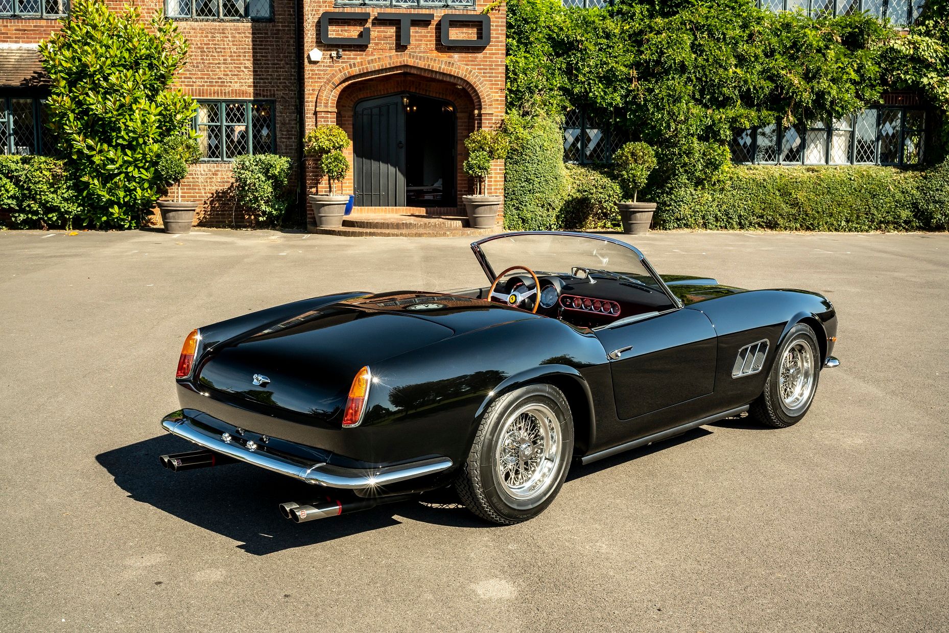 GTO Engineering 250 SWB California Spyder Revival