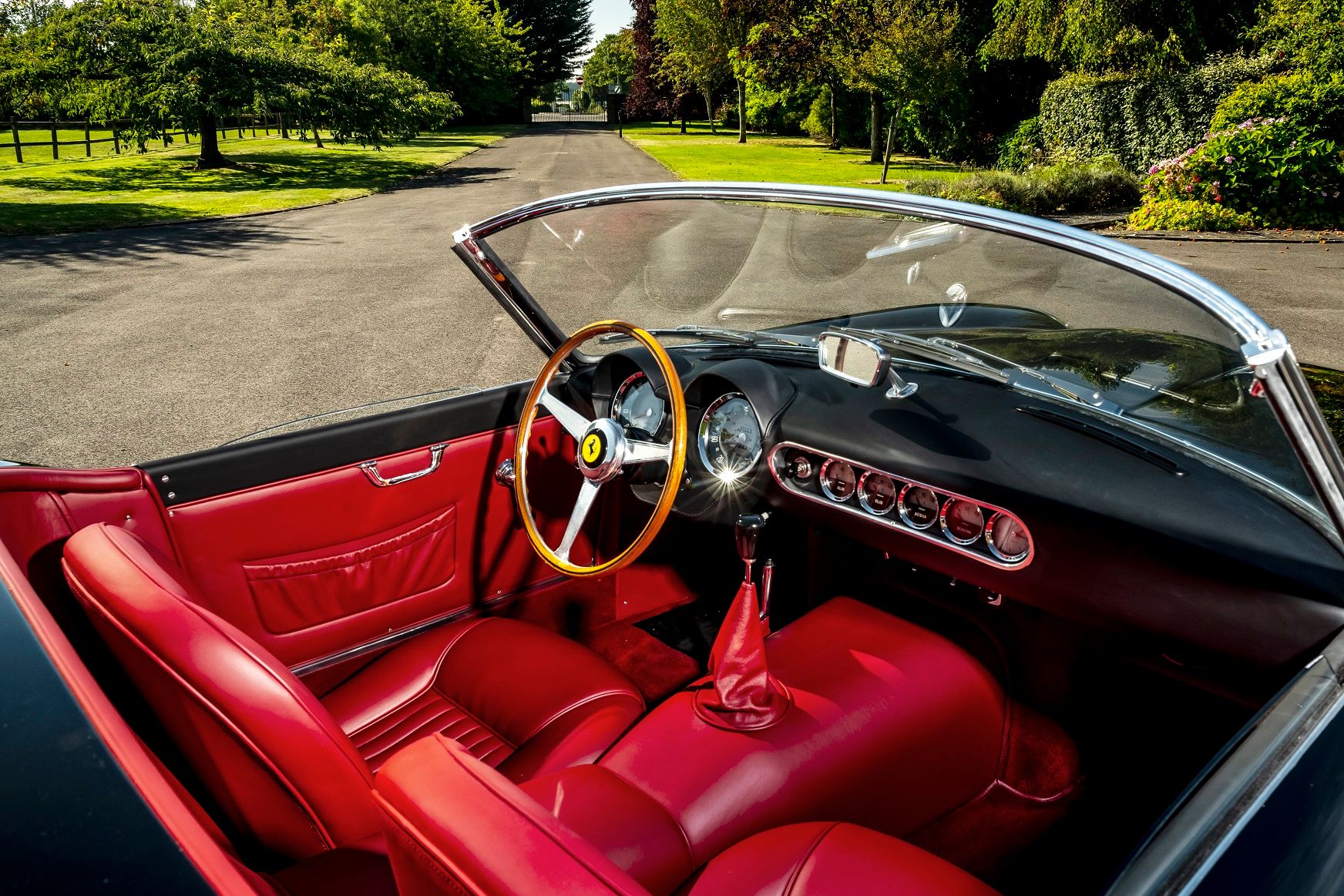 GTO Engineering 250 SWB California Spyder Revival