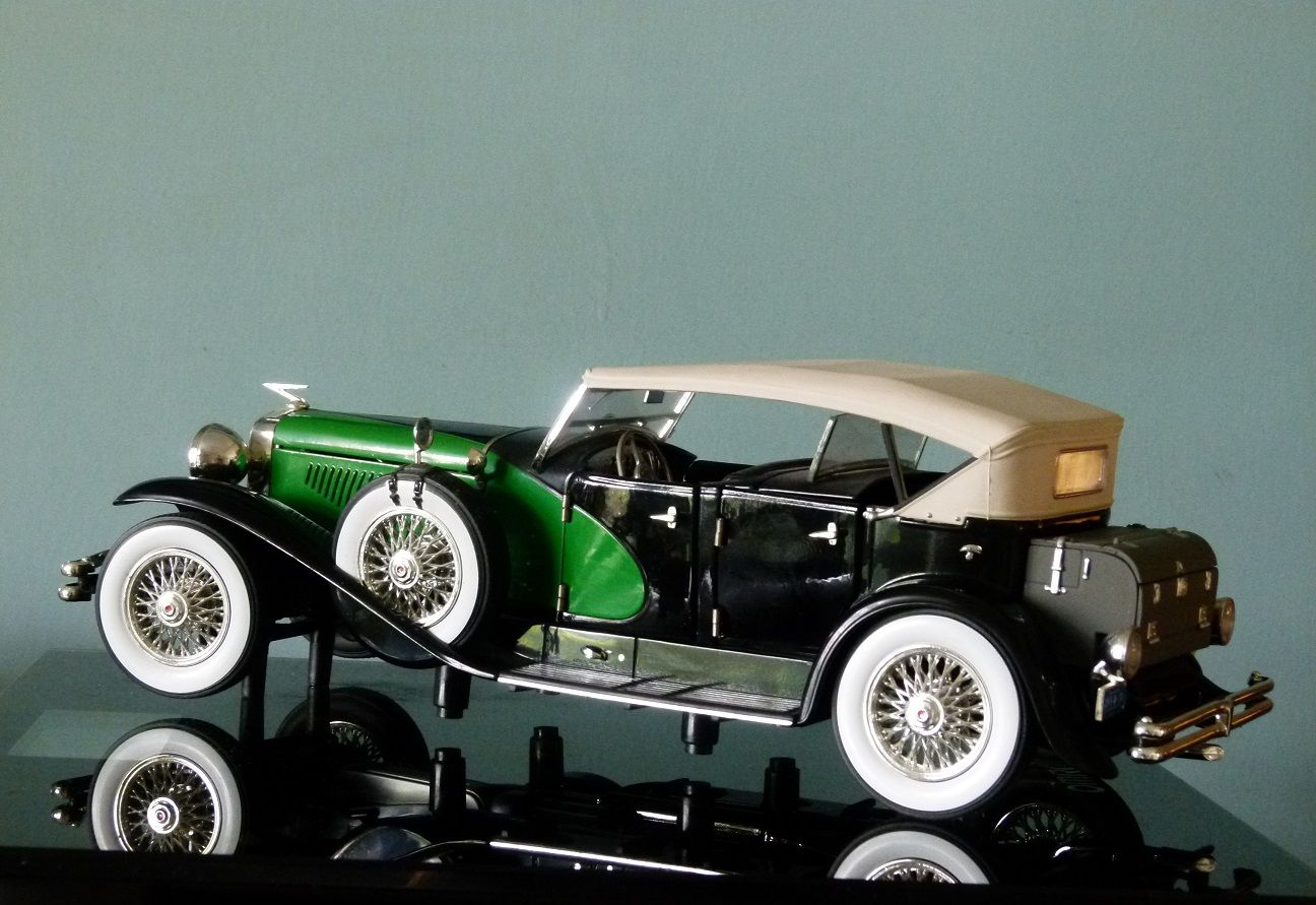 Duesenberg SJ miniature diecast scale model cars