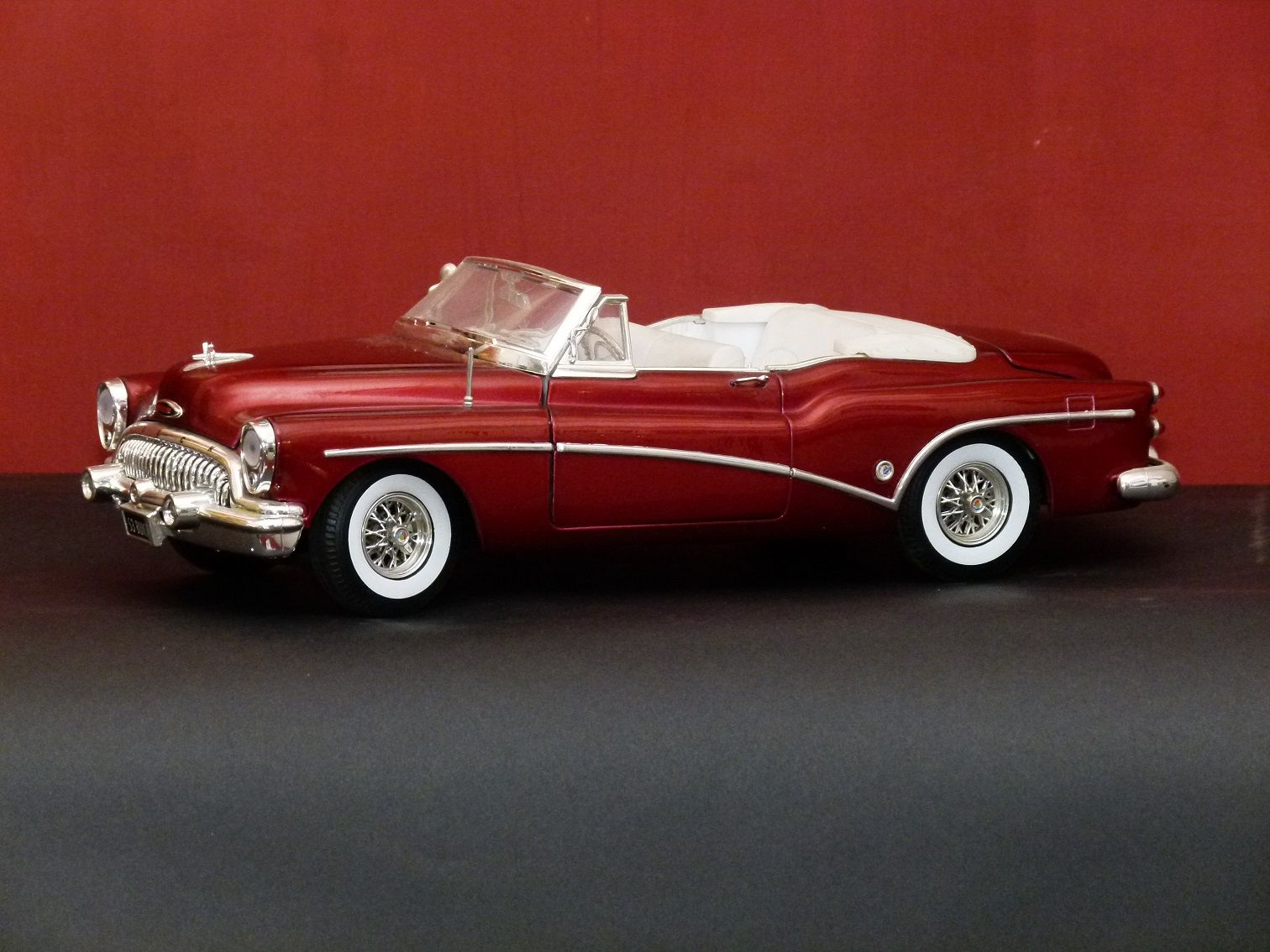 1953 Buick Skylark miniature diecast scale model cars