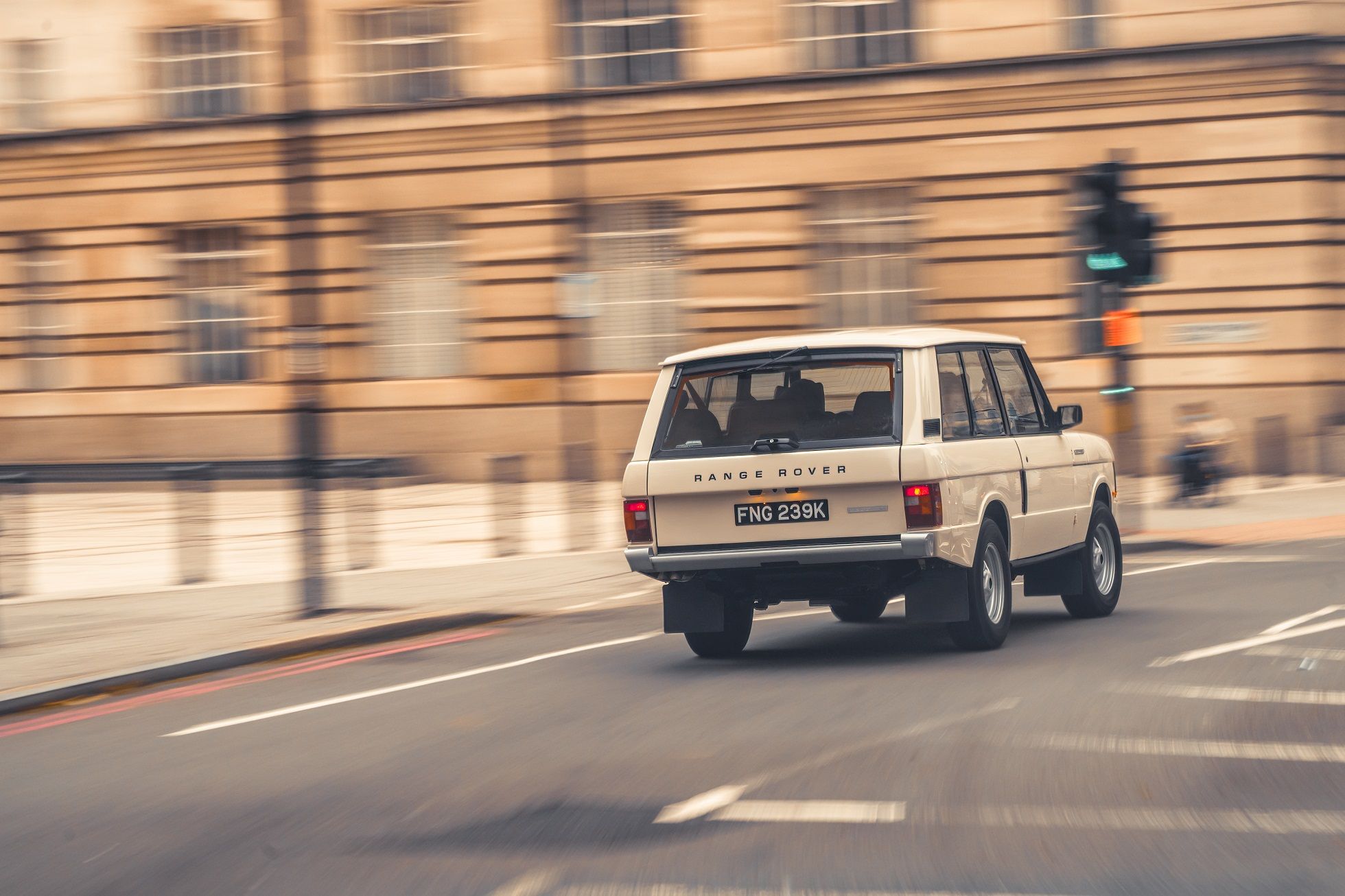 Kingsley_Cars_Range_Rover_Classic_ULEZ_9