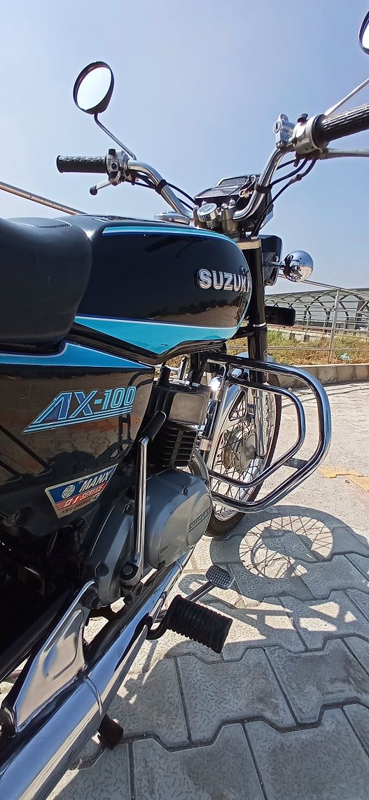 1983 Suzuki AX 100_Arvind Reddy_Made in Japan_04