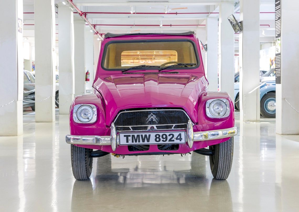 Citroën Dyane_Hot Pink_Classic_02