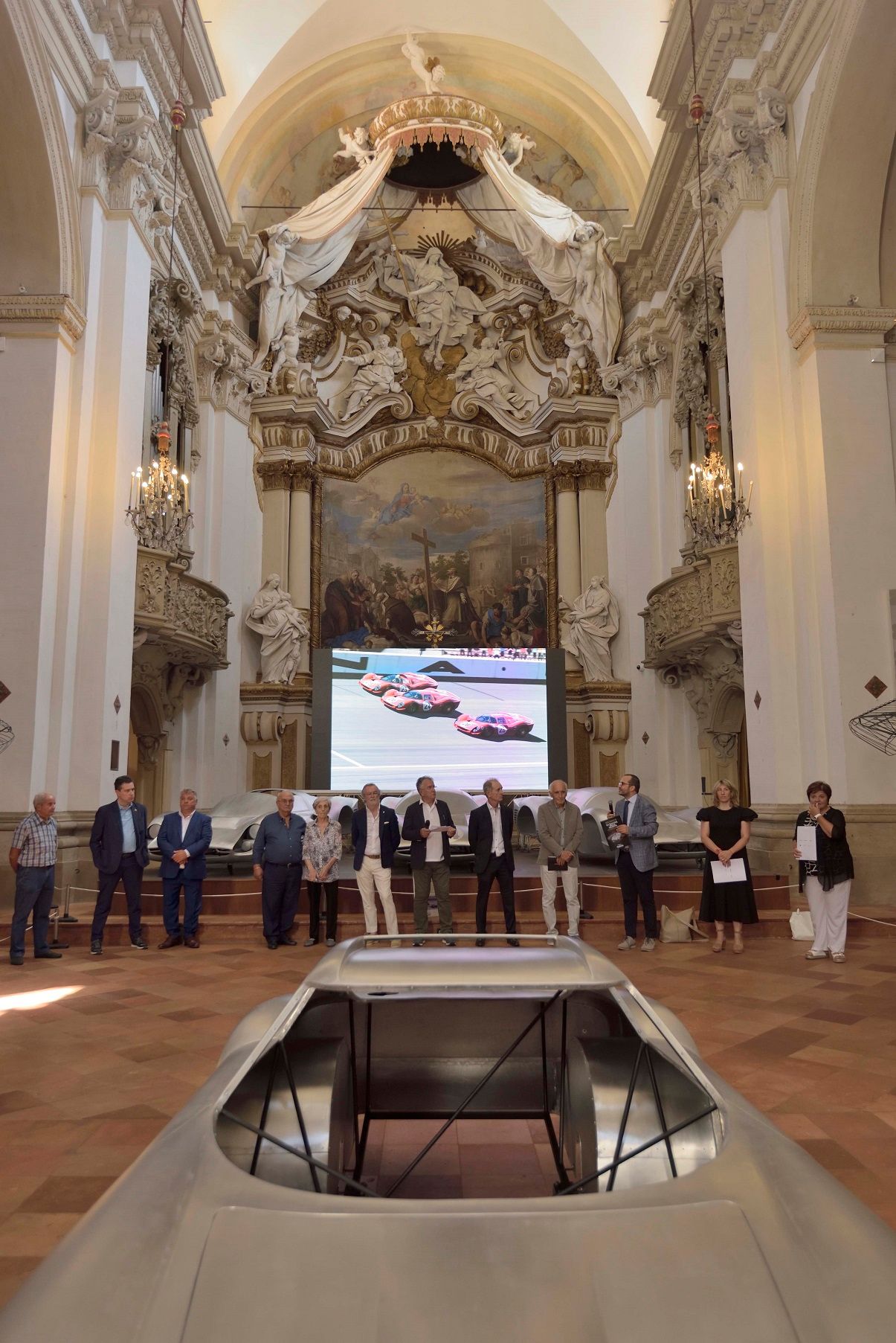 ▷ Ferrari jacked by Rémy Aillaud, 2022, Sculpture