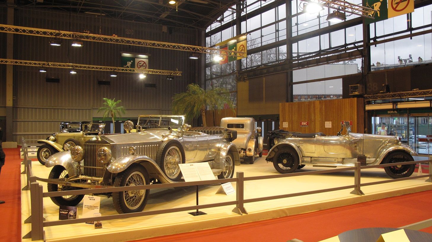 Rétromobile Paris_Annual Car Show_08