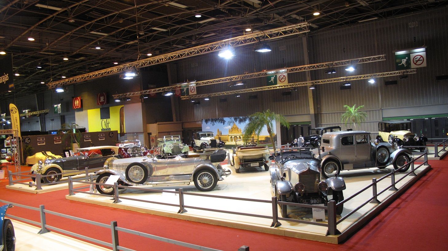 Rétromobile Paris_Annual Car Show_07