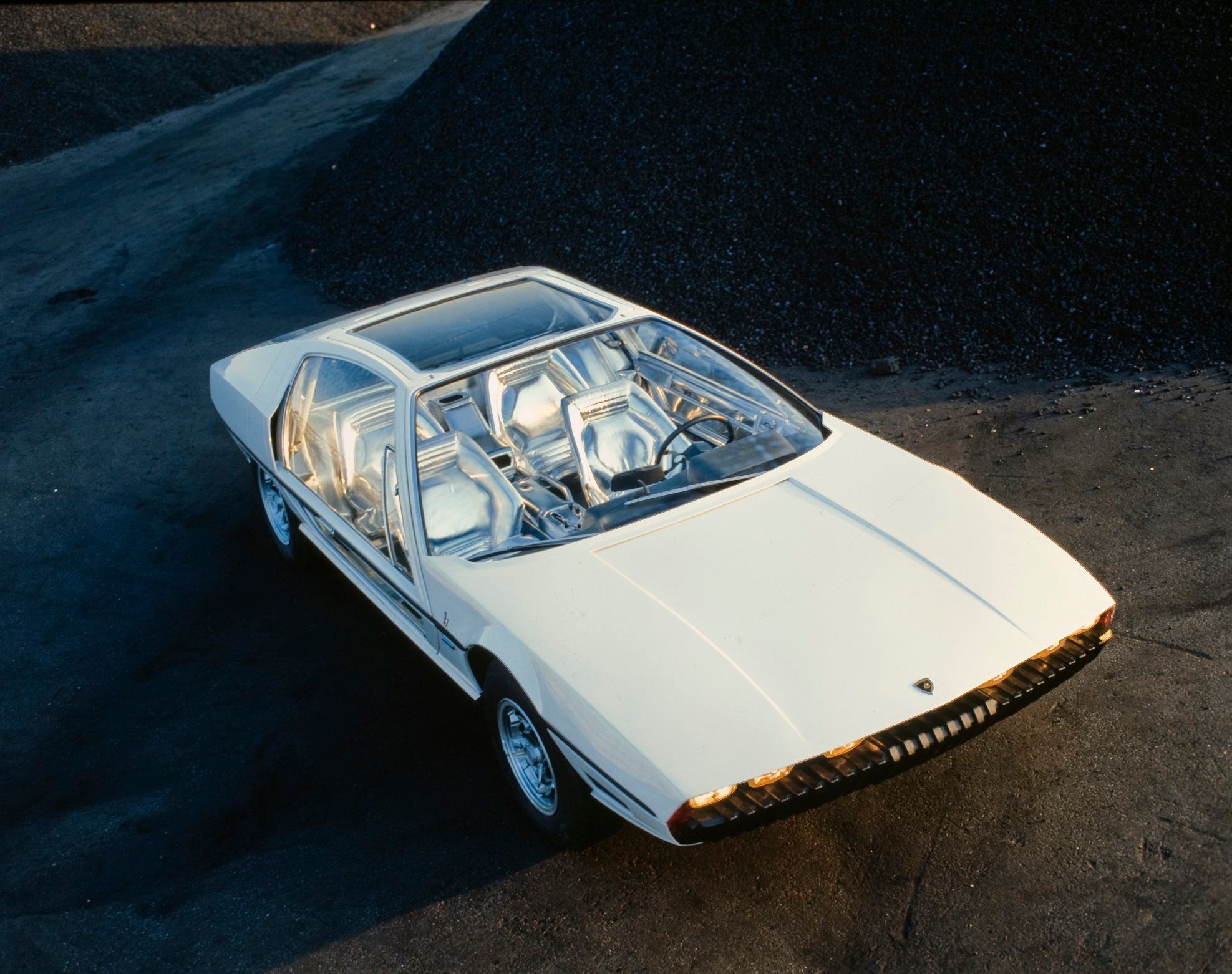 Lamborghini Marzal: Marcello Gandini's Amazing Masterpiece—1